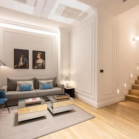 Edmond Vibes Puerta Del Sol Suites Madrid Exterior photo