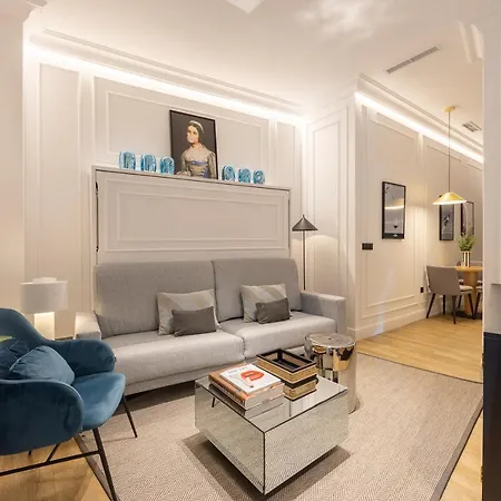 Edmond Vibes Puerta Del Sol Suites Madrid Exterior photo