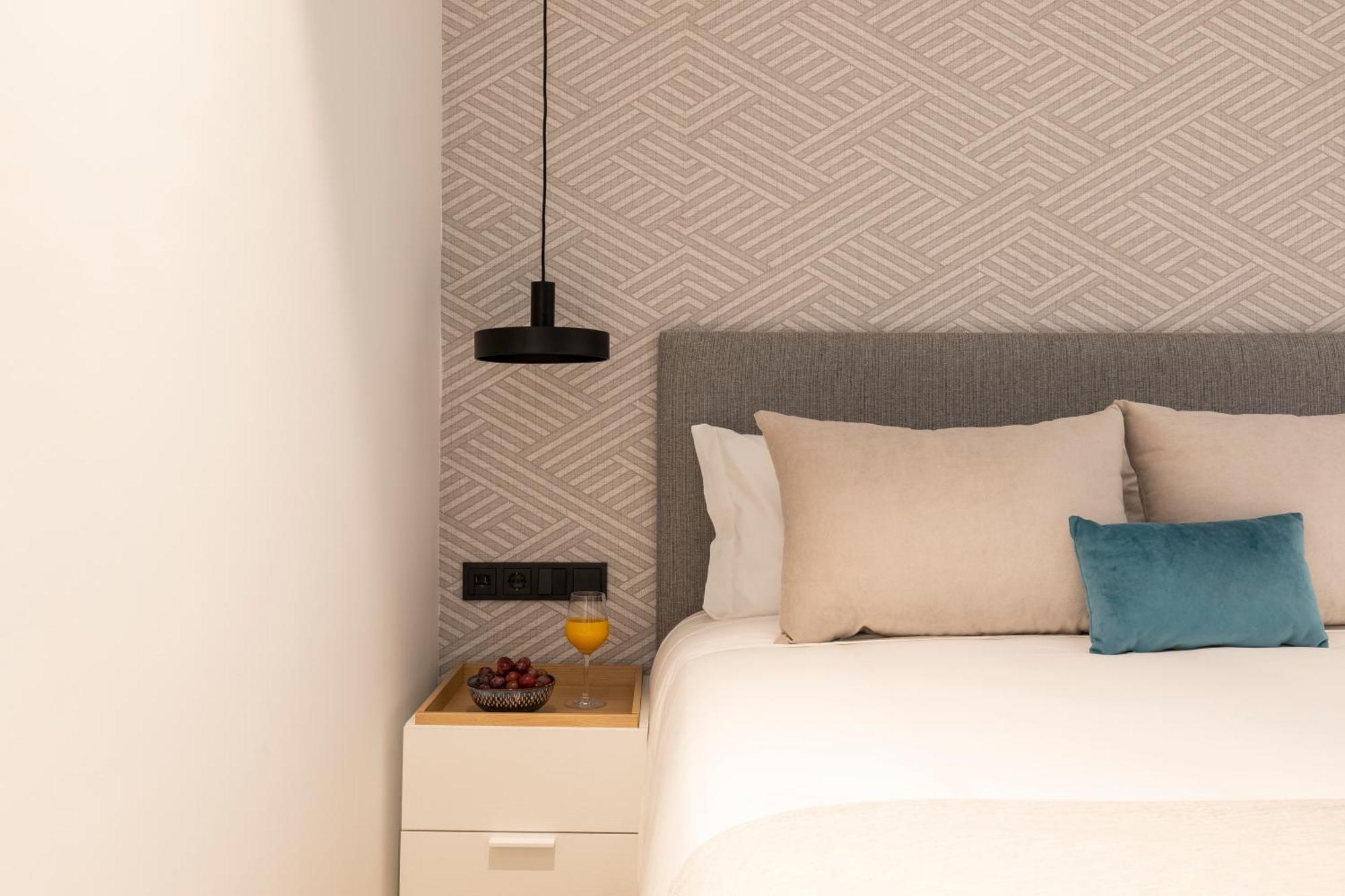 Edmond Vibes Puerta Del Sol Apartment